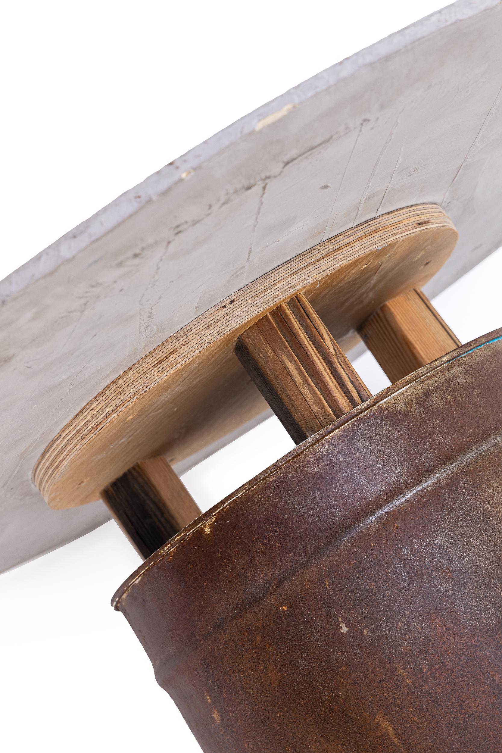 שולחן על פח אווירה